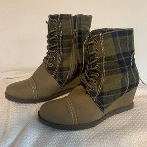 Olive green with earthy plaid wedges